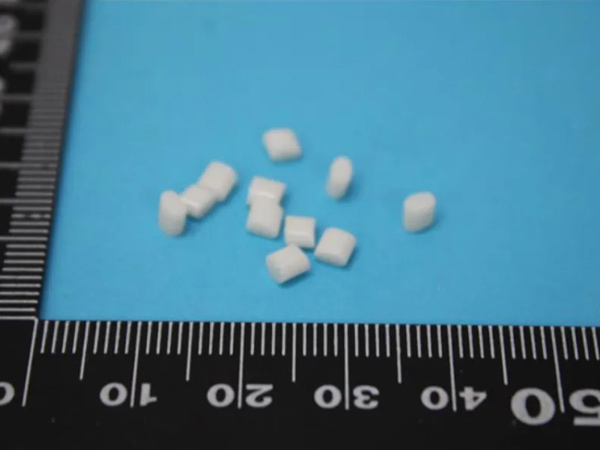 Recoyarns再生聚酯切片通过欧盟Reach法规检测
